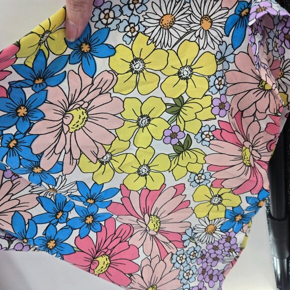 Boohoo  Floral Flower Child Mini Off the Shoulder 70s Style Mini Romper 18 - Picture 4 of 10